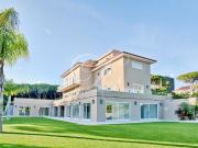 Moradia T7+3 no Restelo