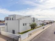 Moradia T7 à venda em Santa Maria da Feira