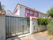 Moradia T7 com Garagem Olivais