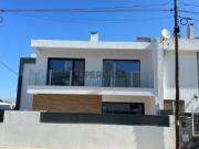 Moradia T4 em Fernão Ferro