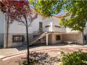 Moradia T7 usada com projeto de renovação, em Ermesinde