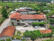 Moradia T8 à venda em Braga