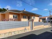 Moradia T8 com jardim localizada em Cascais. T2 e T4 no...