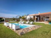 Moradia T9 em Aljezur