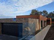 Moradia Terrêa 4 Frentes em Pedroso