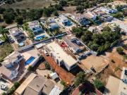 Moradia Térrea com piscina no Monte Canelas
