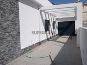 Moradia Térrea Isolada T4 em Fernão Ferro
