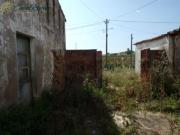 Moradia Térrea para Renovar Próximo do Cadaval