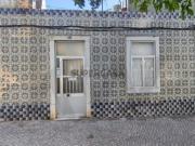 Moradia Térrea T2 no Coração de Faro A Sua Próxima Obra...