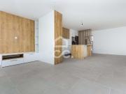 Moradia Térrea T2 Totalmente Renovada c/ Quintal e...