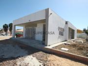 Moradia Térrea T3 com excelente exposição solar Boas...