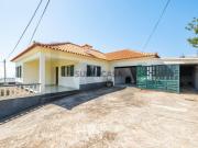 Moradia térrea T3 com vista mar, garagem e logradouro a...