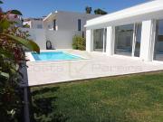 Moradia térrea T3 Nova com piscina