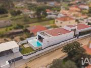 Moradia térrea T4 em Silveira de 250 m²