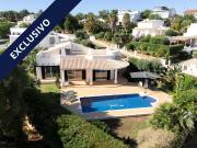 Moradia Térrea T4 Isolada em Albufeira – Um Refúgio de...