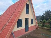 Moradia Típica Madeirense em Santana, Madeira –...