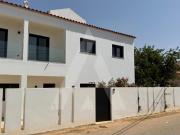 Moradia totalmente reconstruída T4 com Terrenos, Projeto...