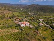 Moradia Tradicional Algarvia com Anexo e Terreno Amplo...