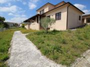 MORADIA UNIFAMILIAR EM LOTE DE 1760 m2, LEIRIA