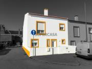 Moradia Unifamiliar T3 de RC e 1° Andar