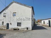 Moradia, Urrós
