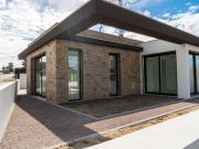 Moradia V2 perto da praia na Região Oeste