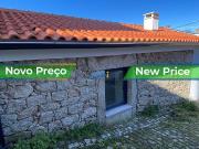 Moradia V2 remodelada para venda