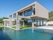 Moradia V3+1 de Luxo com Piscina e Total Vista Mar para...