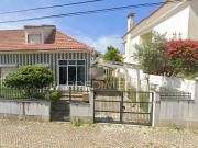 Moradia V3 à venda em Algueirão Mem Martins, concelho de...