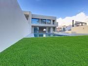 Moradia V3 à venda em Leceia, Barcarena, concelho de...