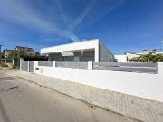 Moradia V3 à venda em Fernão Ferro, concelho de Seixal,...