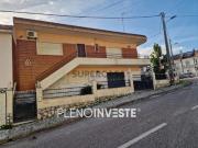 Moradia V3 com Garagem em Vale Milhaços