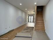 Moradia V3 com Logradouro e Jardim Ramalde