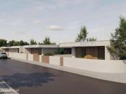 Moradia V3 com piscina e carport no Nadadouro