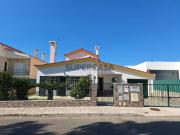 Moradia V3 com Piscina e Garagem a 400m da Lagoa