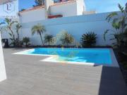 Moradia V3 de Luxo com piscina perto das praias de Sesimbra