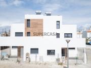 Moradia V3 Nova Fuseta Excelente construção Piscina