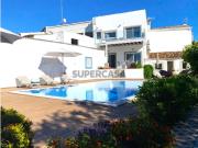 Moradia V3 renovada com piscina Loulé
