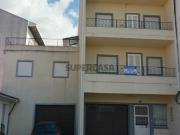 Moradia V3 + V3 com duas garagens em Torre de Moncorvo