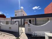 Moradia V4 à venda em Urbanização Pontalgar, Mexilhoeira...