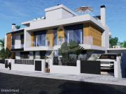 Moradia V4 com jacuzzi no Bairro Alto de So Loureno,...
