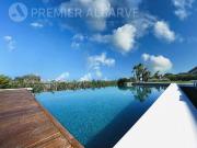 Moradia V4 com piscina e garagem Condomínio de Luxo, Faro