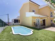 Moradia V4 com piscina em Fames, Odivelas