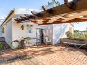 Moradia V4 com vista sobre o mar em Olhos de Água