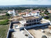 Moradia V4 Contemporânea com Piscina Privativa Coto,...