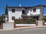 Moradia V4 Duplex no Centro de Loures