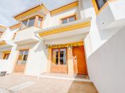 Moradia V4 em Alenquer com Garagem