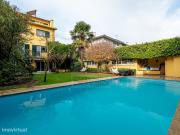Moradia V4 no Lidador, no Porto, com jardim e piscina
