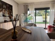 Moradia V4 Semi Nova Santo António da Charneca | Barreiro