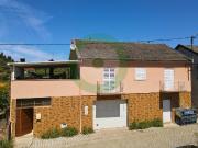 Moradia V4 situada em São Pedro Velho